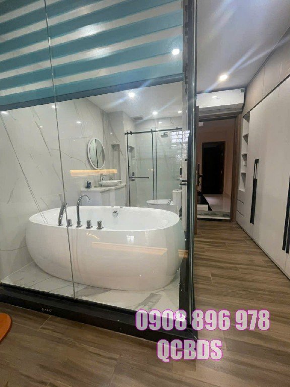 Bán nhà 24 Lý Thường Kiệt Phường 7 Quận 10 58 Hình ảnh thực tế mặt tiền căn nhà bán 24 Lý Thường Kiệt Phường 7 Quận 10 chính chủ, sổ hồng riêng.