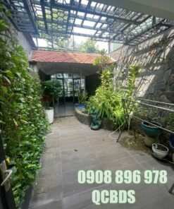Thiết kế phòng tắm lớn có bồn tắm nằm và phòng xông hơi căn bán nhà 6 tầng 26 Lý Thường Kiệt P7 Q10.