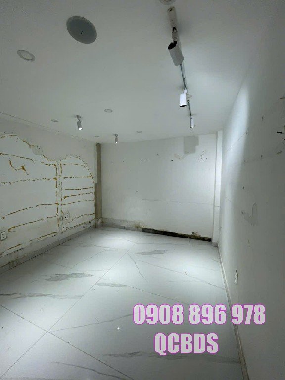 Bán nhà 24 Lý Thường Kiệt Phường 7 Quận 10 70 Văn phòng tư vấn môi giới nhà đất Quận 10 hỗ trợ giao dịch chính chủ an toàn.