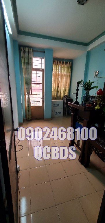 Bán nhà 202 Thành Thái Quận 10 - 60 mét vuông 5 lầu 65 202 thanh thai quan 10 cau thang da hoa cuong.jpg