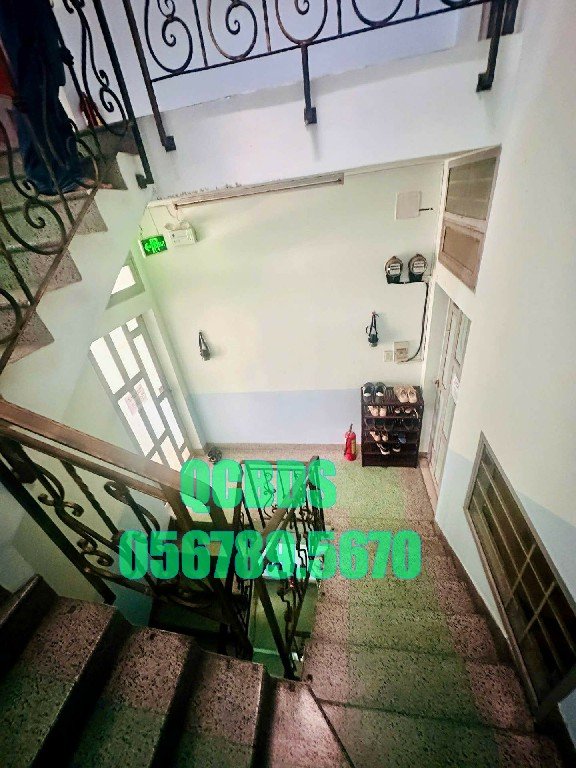 Bán nhà 58/7B Đồng Nai Quận 10 - 93 mét vuông 5 lầu 69 58 7b dong nai cau thang da hoa cuong.jpg