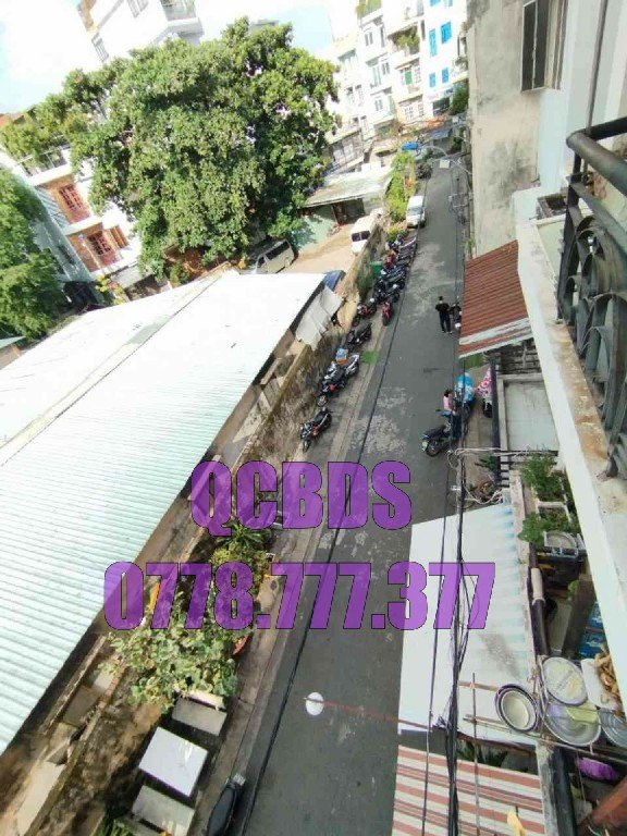 Bán nhà 66 Nguyễn Giản Thanh Quận 10 - 62 mét vuông 4 lầu 73 66 nguyen gian thanh cau thang da hoa cuong.jpg