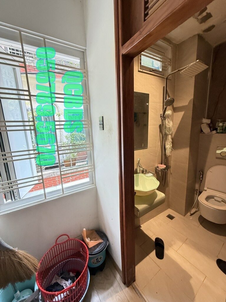 Bán nhà 140 Cao Thắng Quận 10 - 34 mét vuông 4 lầu 67 ban nha cao thang mat thoang sau 4m.jpg rotated