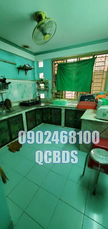 Bán nhà 202 Thành Thái Quận 10 - 60 mét vuông 5 lầu 59 ban nha quan 10 202 thanh thai via he 4m.jpg