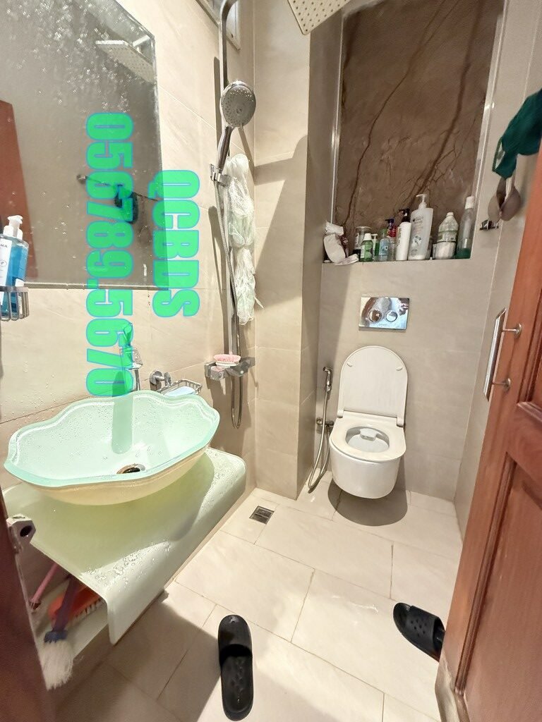 Bán nhà 140 Cao Thắng Quận 10 - 34 mét vuông 4 lầu 72 ban nha quan 10 cua cuon an toan tang tret 3.jpg 3 rotated