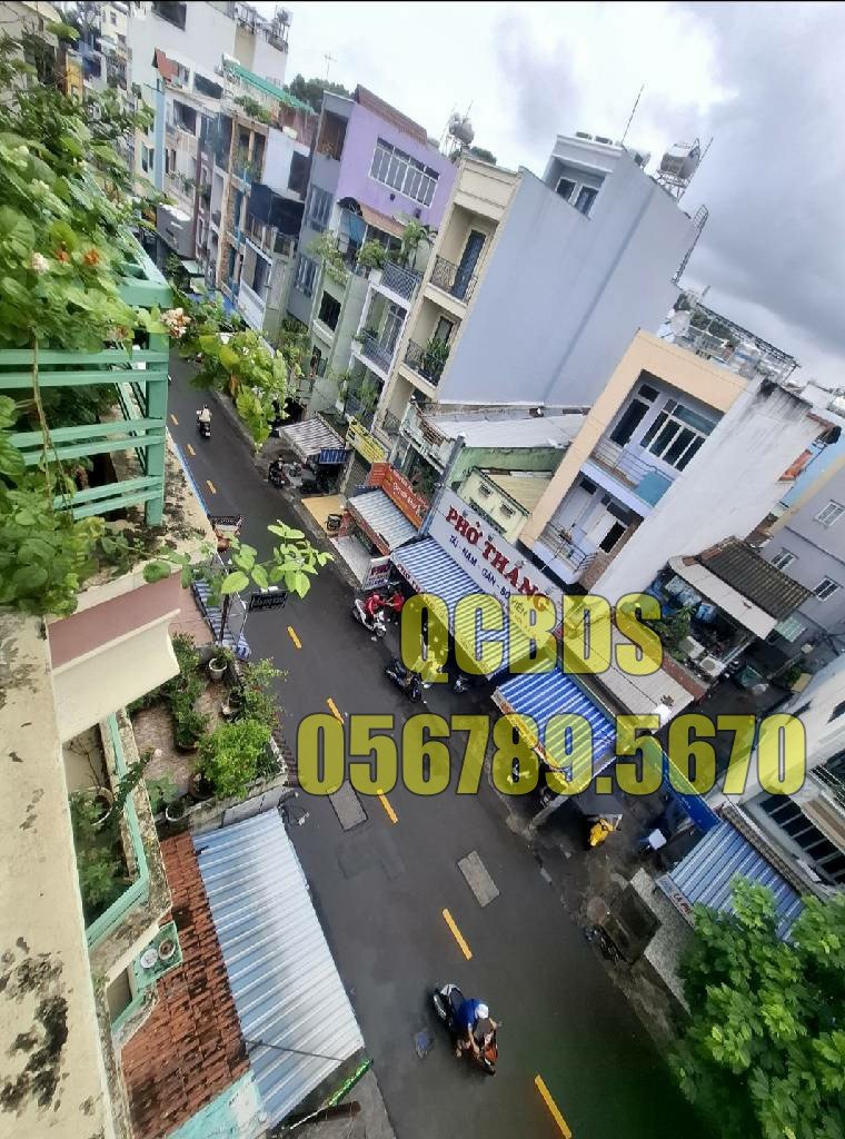 Bán nhà 213 Vĩnh Viễn Quận 10 - 45 mét vuông 5 lầu 75 Ngôi nhà 213 Vĩnh Viễn Quận 10 - Mặt thoáng hông nhà rộng 3m bố trí nhiều cửa sổ đón gió