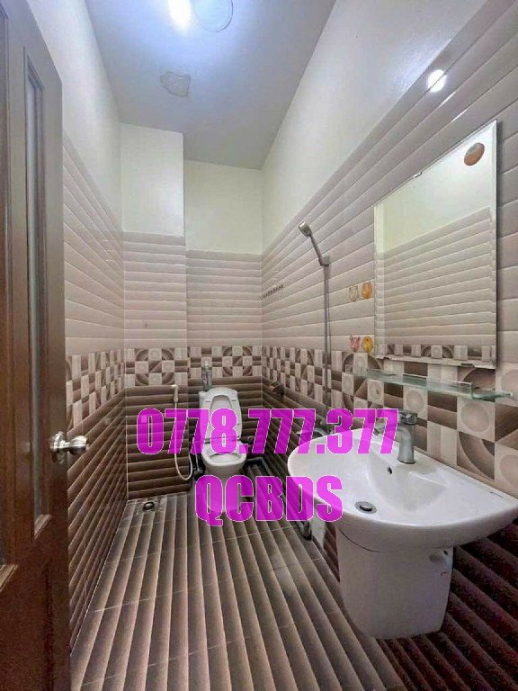 Bán nhà 58/1 Đồng Nai Quận 10 - 71 mét vuông 5 lầu 79 nha ve sinh 58 1 dong nai.jpg