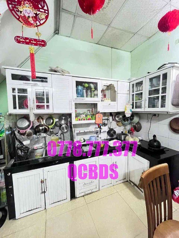 Bán nhà 112 Đồng Nai 88 mét vuông 2 tầng 18 Tiện ích giáo dục trường Đại học HUFLIT gần nhà 112 Đồng Nai Quận 10 chỉ cách vài phút di chuyển.