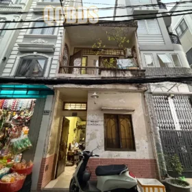 Bán nhà hẻm 15/17 Nguyễn Ngọc Lộc Quận 10 - 29 mét vuông 2 lầu