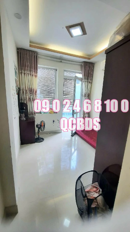 Bán nhà 156/6 Ngô Gia Tự Quận 10 - 23 mét vuông 4 lầu 60 156 6 ngo gia tu so hong chinh chu.jpg
