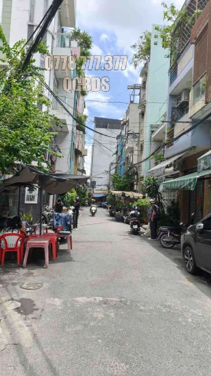 Bán nhà 163/14/65 Tô Hiến Thành Quận 10 - 42 mét vuông 5 lầu 44 163 14 65 cau thang da hoa cuong chac chan.jpg