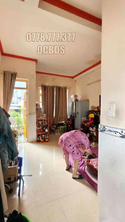 Bán nhà 163/14/65 Tô Hiến Thành Quận 10 - 42 mét vuông 5 lầu 54 163 14 65 mat thoang dang sau nha 3m.jpg