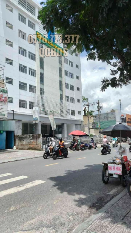 Bán nhà 163/14/65 Tô Hiến Thành Quận 10 - 42 mét vuông 5 lầu 49 163 14 to hien thanh phong ngu lau cao yen tinh.jpg