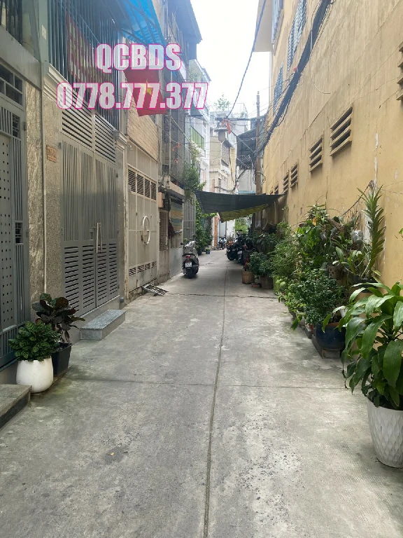 Bán nhà 165/21 3 Tháng 2 Quận 10 - 43 mét vuông 2 lầu 57 165 21 3 thang 2 cach mat pho 100m.jpg