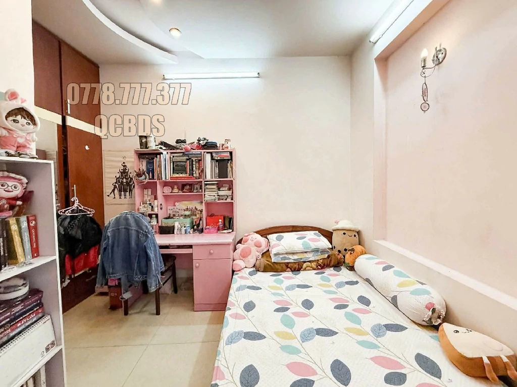 Bán nhà 252/47E Cao Thắng Quận 10 - 50 mét vuông 5 lầu 77 252 47e cao thang cau thang da hoa cuong.jpg