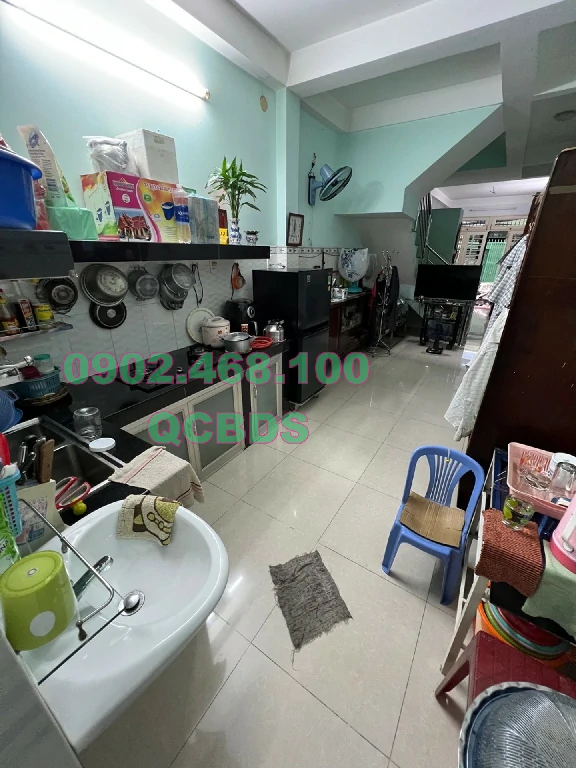 Bán nhà 343/15B Tô Hiến Thành Quận 10 - 50 mét vuông 3 lầu 59 343 15b cau thang da hoa cuong chac chan.jpg