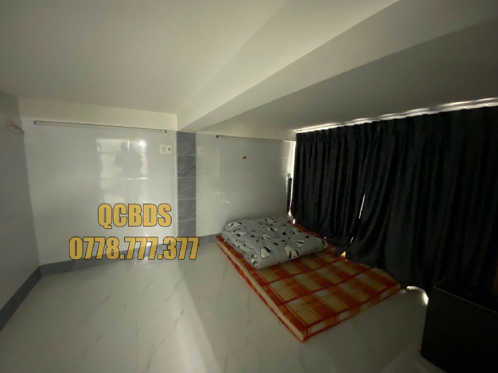 Bán nhà 375 Lý Thái Tổ Quận 10 - 22 mét vuông 4 lầu 37 375 ly thai to chi tiet 4 phong ve sinh.jpg