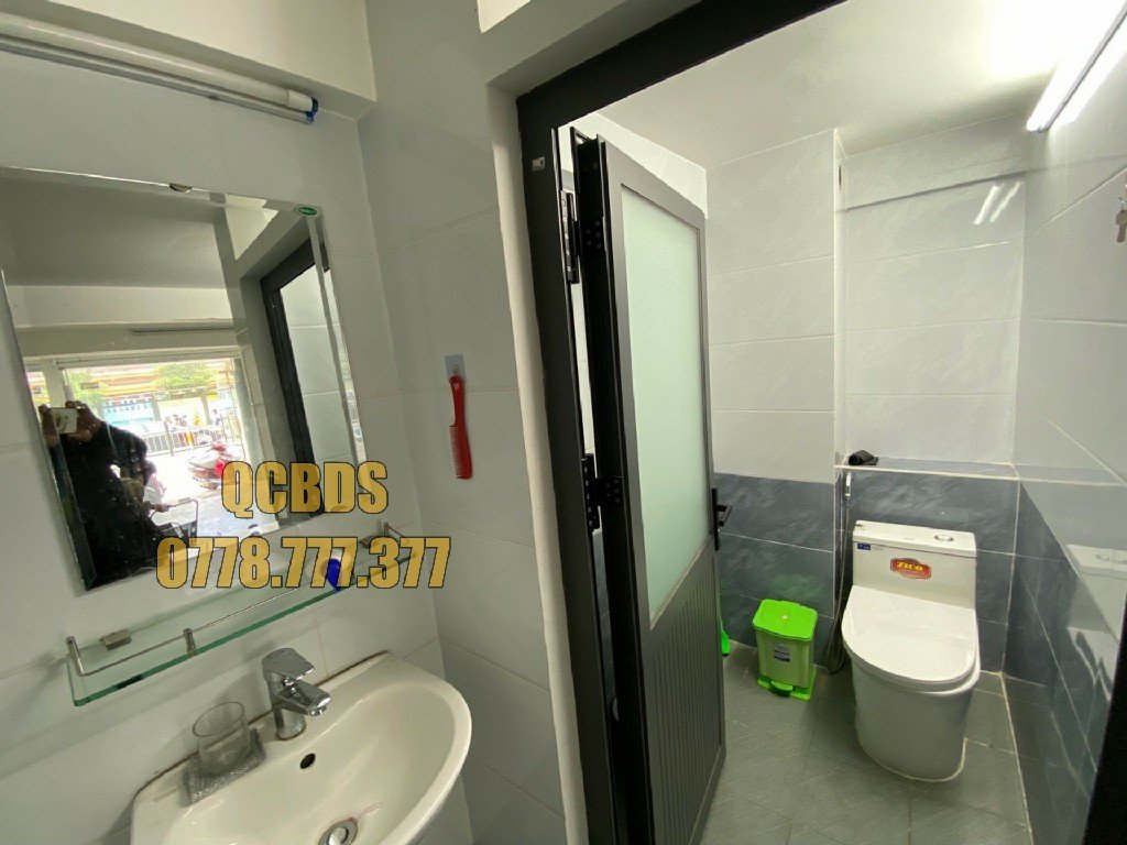 Bán nhà 375 Lý Thái Tổ Quận 10 - 22 mét vuông 4 lầu 38 375 ly thai to mat tien ngang 3 5m be the.jpg
