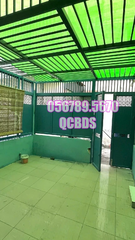 Bán nhà 419/26 CMT8 Quận 10 - 50 mét vuông 2 lầu 52 419 cmt8 cau thang khung cot.jpg