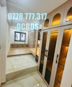 Bán nhà mặt tiền 46 Hòa Hưng Quận 10 - 24 mét vuông 3 lầu