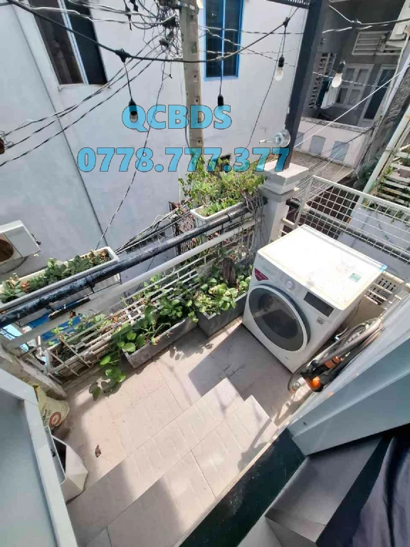 Bán nhà 463B/27A Cách Mạng Tháng 8 Quận 10 - 19 mét vuông 3 lầu 59 463b 27a cmt8 bai do xe oto.jpg