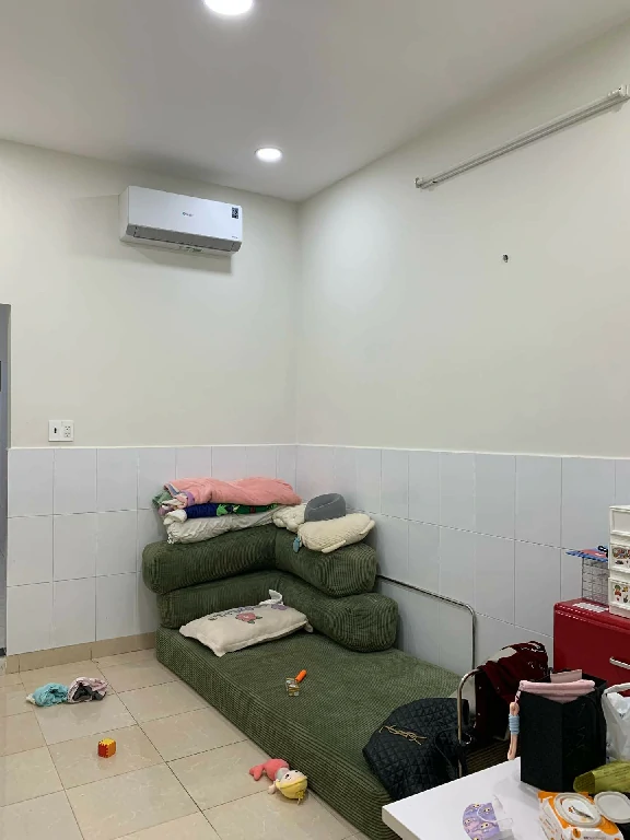 Bán nhà 475/51A CMT8 Quận 10 - 78 mét vuông 3 lầu 55 475 51a cmt8 san phoi do gieng troi sau.jpg