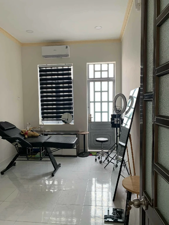 Bán nhà 475/51A CMT8 Quận 10 - 78 mét vuông 3 lầu 49 475 cmt8 sanh don khach tang tret.jpg
