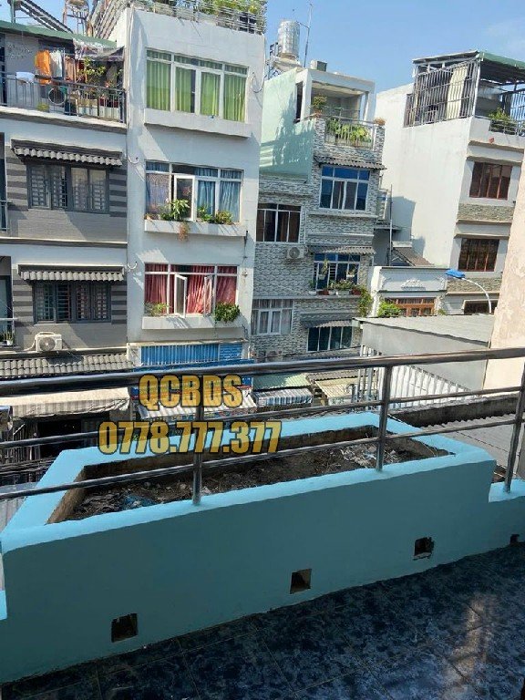 Bán nhà 60 Nguyễn Giản Thanh Quận 10 - 62 mét vuông 4 lầu 56 60 nguyen gian thanh ban cong mat tien don gio.jpg