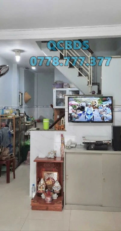 Bán nhà 601/36/18N CMT8 Quận 10 - 28 mét vuông 3 lầu 32 601 36 18n cmt8 bai do xe oto.jpg