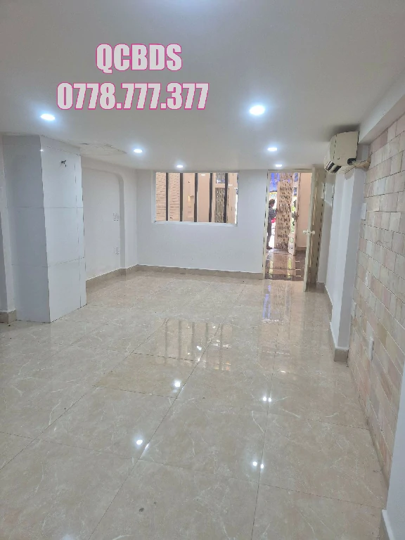 Bán căn hộ chung cư Lê Thị Riêng Quận 10 003 Tầng 1 Lô E - 66 mét vuông 2 lầu 81 ban can ho chung cu le thi rieng cau thang.jpg