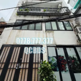 Bán nhà 571/31 CMT8 Quận 10 - 42 mét vuông 4 lầu
