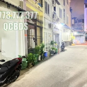 Bán nhà hẻm 666/28/7 3 Tháng 2 Quận 10 - 31 mét vuông 2 lầu