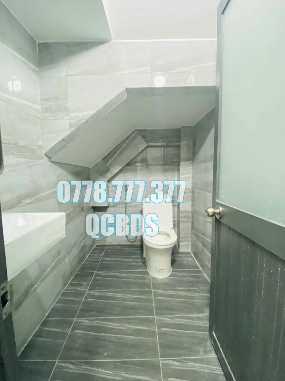 Bán nhà 581/4/2 Bà Hạt Quận 10 - 39 mét vuông 4 lầu 49 ban nha ba hat hem o to thong thoang.jpg 1
