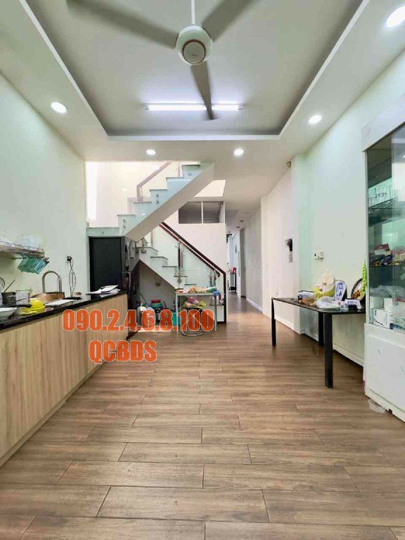 Bán nhà 83 Bắc Hải Quận 10 - 101 mét vuông 3 lầu 71 ban nha bac hai tang tret kinh doanh thong suot.jpg