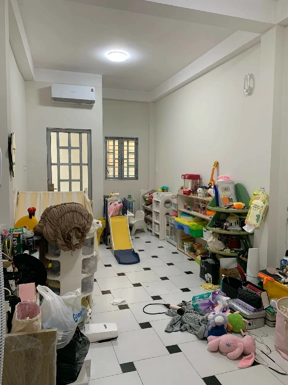 Bán nhà 475/51A CMT8 Quận 10 - 78 mét vuông 3 lầu 47 ban nha cmt8 do rong duong nho nhat 5m.jpg