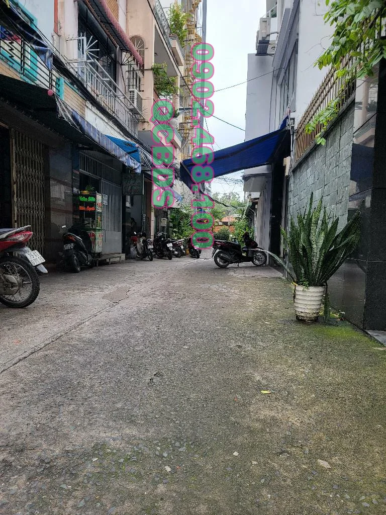 Bán nhà 58/3 Đồng Nai Quận 10 - 58 mét vuông 3 lầu 56 ban nha dong nai quan 10 phong khach.jpg e1791261085526