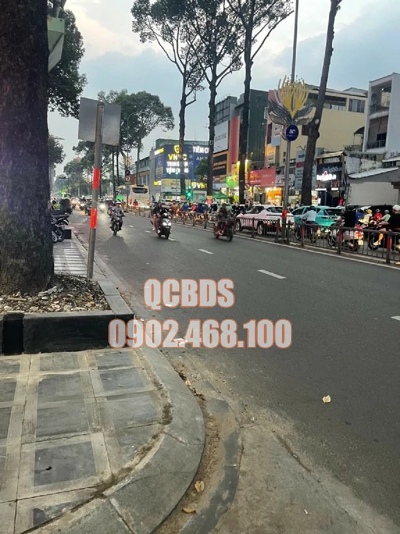 Bán nhà hẻm 63/4 3 Tháng 2 Quận 10 - 24 mét vuông 4 lầu 46 ban nha hem 3 thang 2 oto tranh 5 7m.jpg