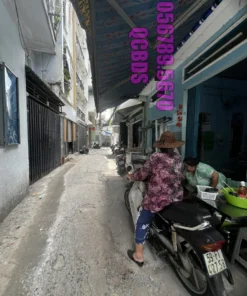 Bán nhà 166/2 Hồ Bá Kiến Quận 10 - 31 mét vuông 2 lầu