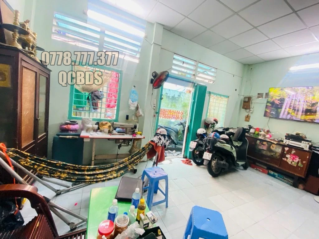 Bán nhà 384/55/18 Lý Thái Tổ Quận 10 - 77 mét vuông 2 lầu 20 ban nha ly thai to ngo thong ban co trai nhua.jpg