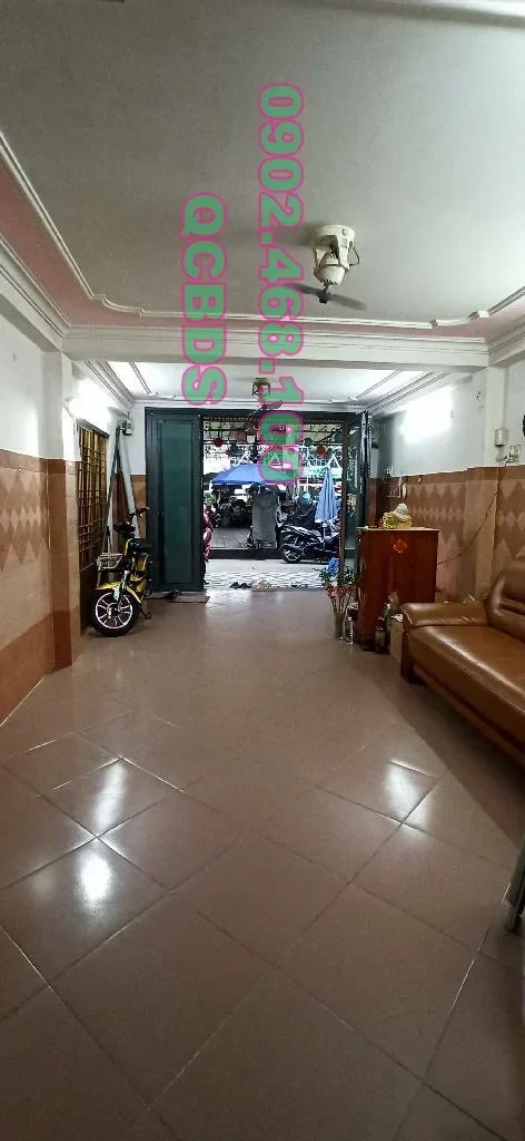 Bán nhà 165 Nguyễn Lâm Quận 10 - 35 mét vuông 5 lầu 60 ban nha nguyen lam via he 3m.jpg e1791274099174