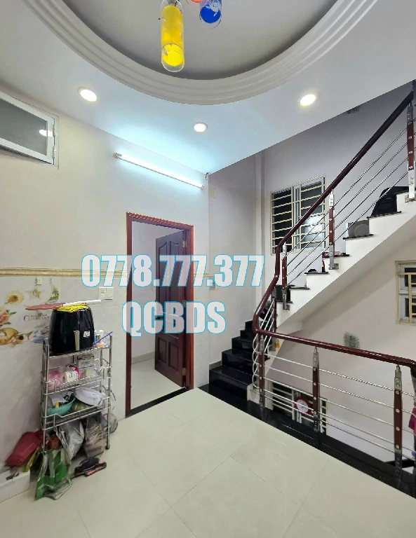 Bán nhà 266/33 Nguyễn Tri Phương Quận 10 - 39 mét vuông 4 lầu 63 ban nha nguyen tri phuong khong gian tang thuong.jpg