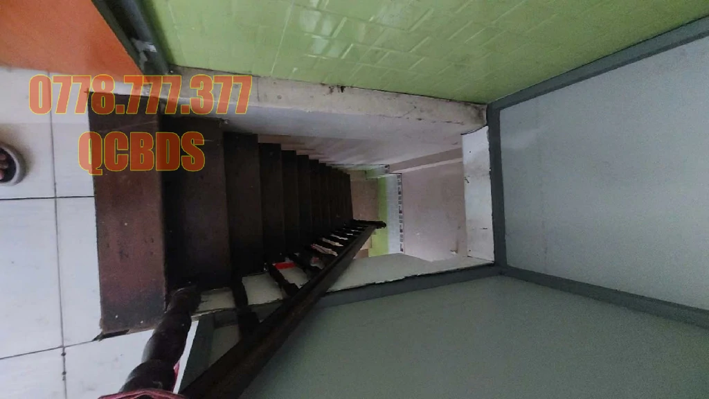 Bán nhà 38CT Tam Đảo Quận 10 - 40 mét vuông 2 lầu 17 ban nha quan 10 38ct tam dao phong khach.jpg