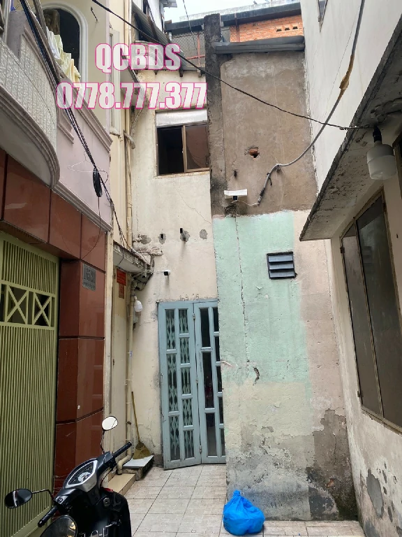 Bán nhà 165/21 3 Tháng 2 Quận 10 - 43 mét vuông 2 lầu 45 ban nha quan 10 so hong 165 21 3 thang 2