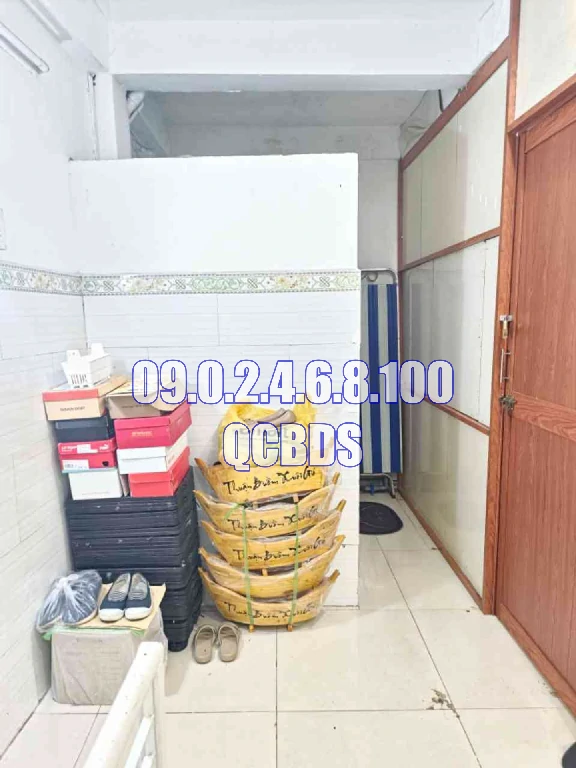 Bán nhà 72 Thành Thái Quận 10 - 20 mét vuông 4 lầu 24 ban nha thanh thai duong 4 o to tranh.jpg