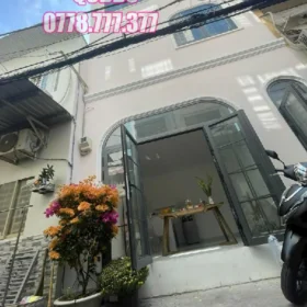 Bán nhà hẻm 666/28/10 3 Tháng 2 Quận 10 - 29 mét vuông 3 lầu