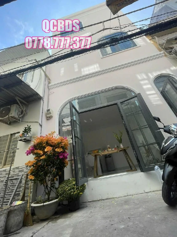 Bán nhà hẻm 666/28/10 3 Tháng 2 Quận 10 - 29 mét vuông 3 lầu 47 hem 666 3 thang 2 cau thang chac chan.jpg