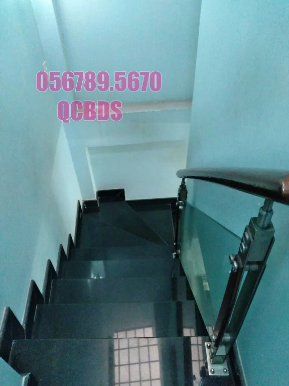 Bán nhà 601/54E CMT8 Quận 10 - 35 mét vuông 2 lầu 63 ky gui nha dat cmt8 phong ve sinh.jpg