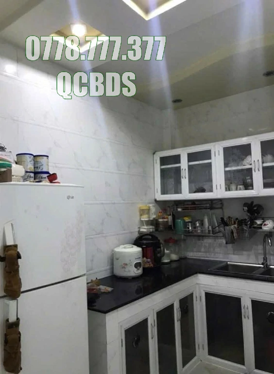 Bán nhà mặt tiền 205 Nhật Tảo Quận 10 - 29 mét vuông 2 lầu 30 mua nha mat tien nhat tao mat bang tang tret.jpg