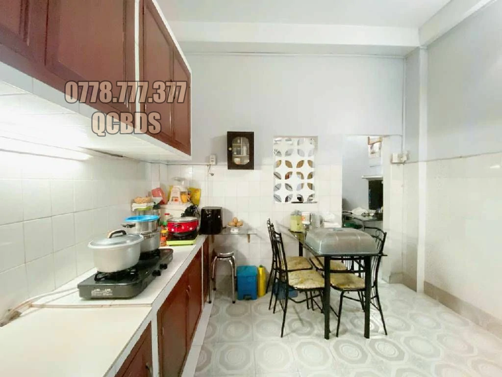 Bán nhà 268/33 Nguyễn Tiểu La Quận 10 - 45 mét vuông 3 lầu 47 thue nha nguyen tieu la tang tret sanh de xe rong.jpg